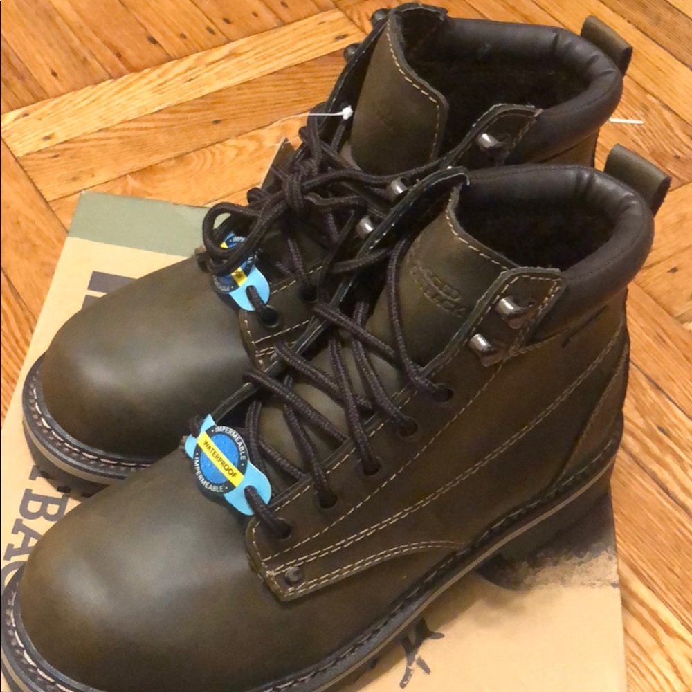 New - Waterproof Boots - Mens